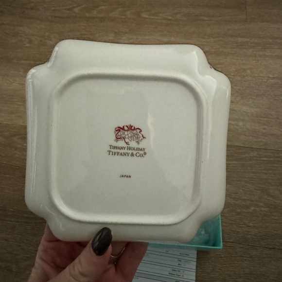 Tiffany holiday square plate - Picture 4 of 4